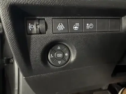 Photo 8 Citroën C4  Moteur électrique 136ch (100 kW) Shine Automatique