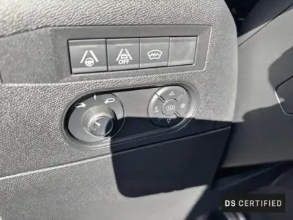 Photo 12 DS DS 3  Crossback PureTech 130ch Louvre Automatique 135g