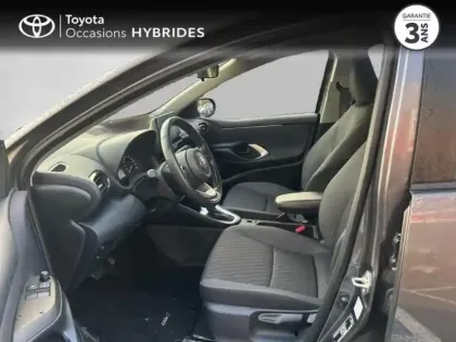 Photo 10 Toyota Yaris  116h Dynamic 5p MY22