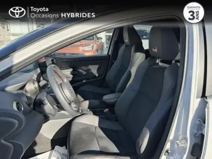 Photo 10 Toyota Yaris  116h GR Sport 5p Pack Techno