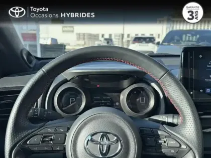 Photo 12 Toyota Yaris  116h GR Sport 5p Pack Techno