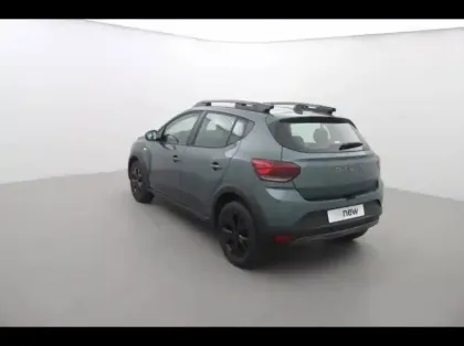Photo 5 Dacia Sandero  1.0 TCe 110ch Stepway Extreme -24