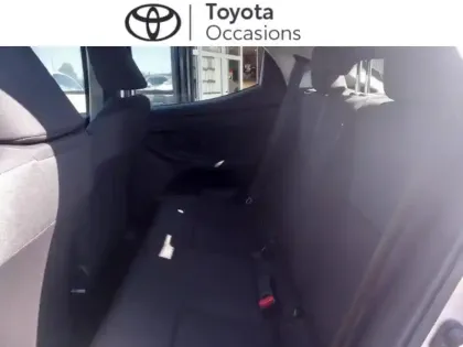 Photo 13 Toyota Yaris  116h Dynamic 5p MY22