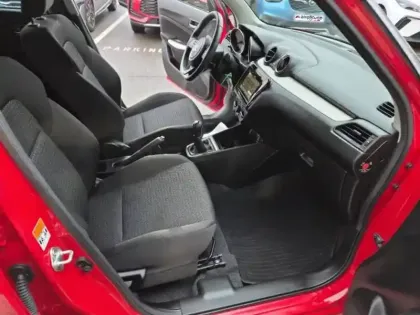 Photo 10 Suzuki Swift  1.2 Dualjet Hybrid 83ch Privilège