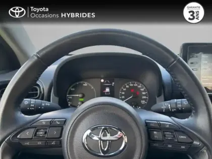 Photo 12 Toyota Yaris  116h Dynamic 5p MC24