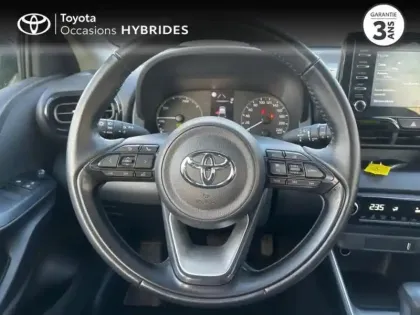 Photo 8 Toyota Yaris  116h Dynamic 5p MC24