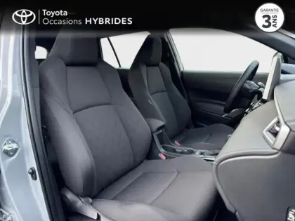 Photo 25 Toyota Corolla  CROSS 1.8 140ch Dynamic Business MY25