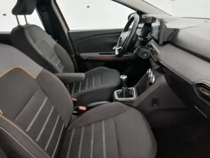 Photo 13 Dacia Sandero  1.0 TCe 90ch Stepway Confort -22