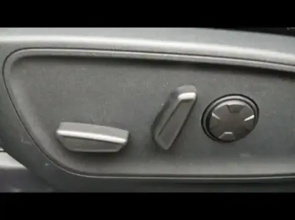 Photo 12 Ford Kuga  2.5 Duratec 180ch Hybrid FlexiFuel ST-Line X Powershift