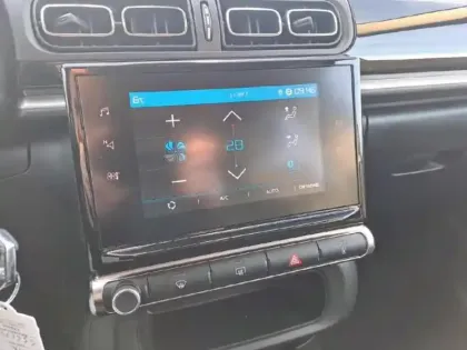 Photo 12 Citroën C3  1.2 PureTech 110ch S&S Shine EAT6