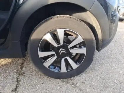 Photo 10 Citroën C3  1.2 PureTech 110ch S&S Shine EAT6