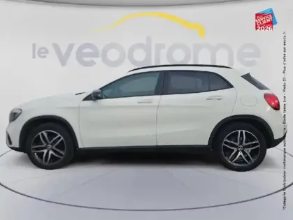 Photo 8 Mercedes GLA  200 Activity Edition