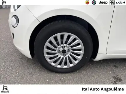 Photo 10 Fiat 500  FIAT E BERLINE MY23 23.8 KWH