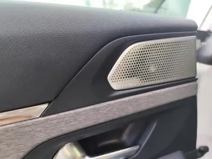 Photo 10 Peugeot 508 HYBRID 225ch GT e-EAT8 Suréquipé