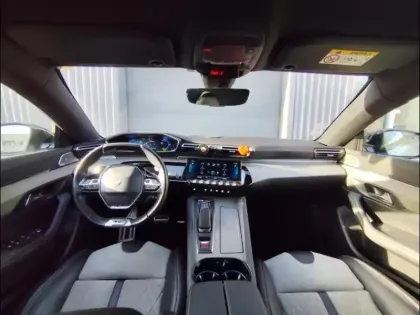 Photo 26 Peugeot 508 HYBRID 225ch GT e-EAT8 Suréquipé