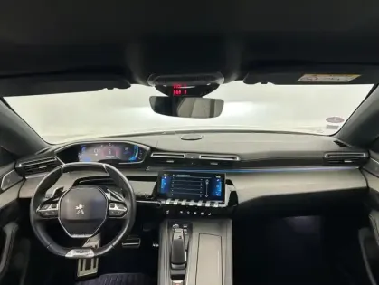 Photo 55 Peugeot 508 HYBRID 225ch GT e-EAT8 Suréquipé
