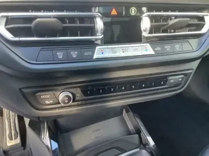 Photo 45 BMW Serie 1 Gén. III (F40) Ph2 M Sport 5