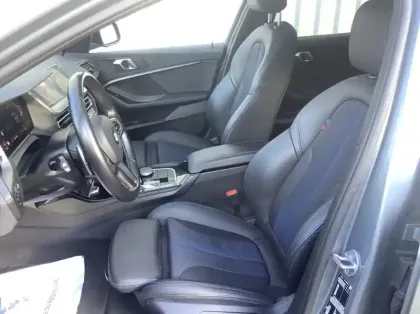 Photo 40 BMW Serie 1 Gén. III (F40) Ph2 M Sport 5