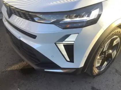 Photo 25 Renault Symbioz Nouveau E-Tech full hybrid 145 Techno