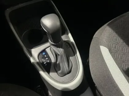 Photo 12 Toyota Aygo 1.0 VVT-i 72 Design S-CVT