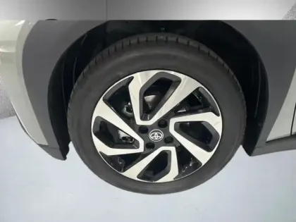 Photo 8 Toyota Aygo 1.0 VVT-i 72 Design S-CVT