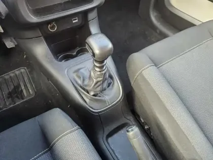 Photo 18 Citroën C3 1.5 BlueHDI 100 Feel Pack