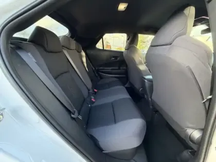 Photo 9 Toyota C-HR 1.8 Hybride 140 Design NG 14