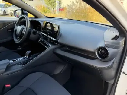 Photo 5 Toyota C-HR 1.8 Hybride 140 Design NG 14