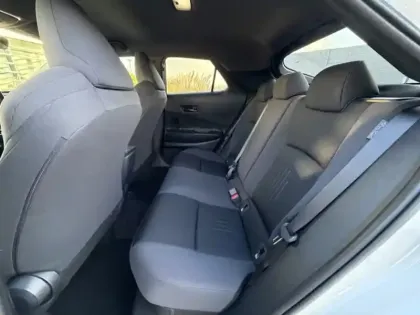 Photo 10 Toyota C-HR 1.8 Hybride 140 Design NG 14