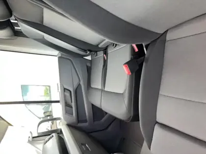 Photo 25 Volkswagen Crafter  CGV PROPULSION (RJ) 50 L4 2.0 TDI 163 CH