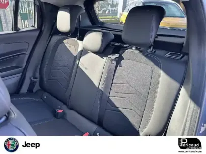 Photo 7 Jeep Avenger  1.2 Turbo T3 110 ch e-Hybrid BVR6