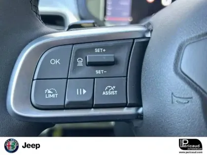 Photo 15 Jeep Avenger  1.2 Turbo T3 110 ch e-Hybrid BVR6