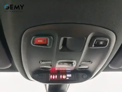 Photo 16 Peugeot 308  SW PureTech 130ch S&S EAT8