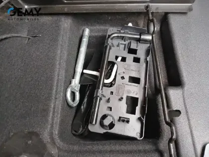 Photo 20 Peugeot Partner  FOURGON STANDARD 650 KG BLUEHDI 100 S&S BVM6