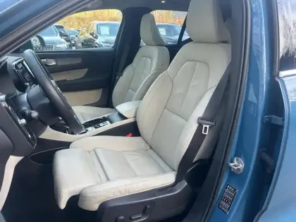 Photo 9 Volvo Xc40  B3 163 ch DCT7