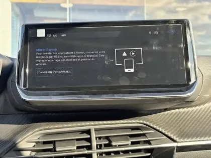 Photo 17 Peugeot 208  Hybrid 110 e-DCS6