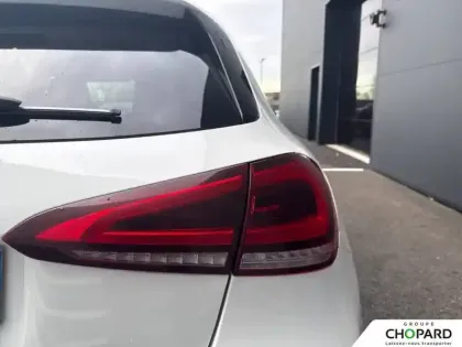 Photo 27 Mercedes Classe A  200 7G-DCT