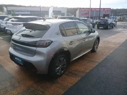 Photo 25 Peugeot 208  Electrique 50 kWh 136ch