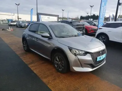 Photo 44 Peugeot 208  Electrique 50 kWh 136ch