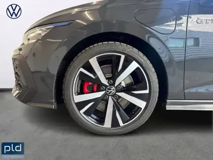 Photo 18 Volkswagen Golf  1.5 eHybrid 272 DSG6
