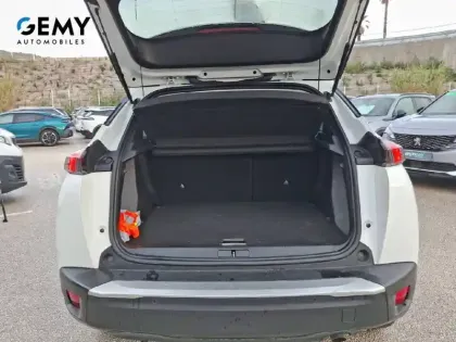 Photo 5 Peugeot 2008  PureTech 100 S&S BVM6