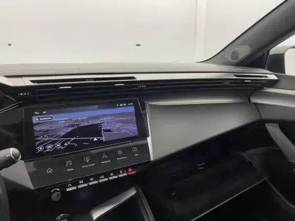 Photo 30 Peugeot 408  PureTech 130 ch S&S EAT8