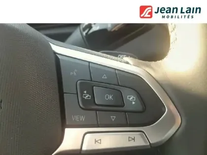 Photo 11 Volkswagen T-roc  1.5 eTSI EVO2 Hybrid 116 ch DSG7