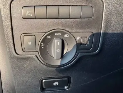 Photo 15 Mercedes Vito  FOURGON 114 CDI LONG BVA RWD