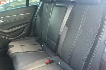 Photo 10 Peugeot 508  Hybrid 225 e-EAT8