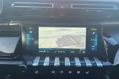 Photo 23 Peugeot 508  Hybrid 225 e-EAT8