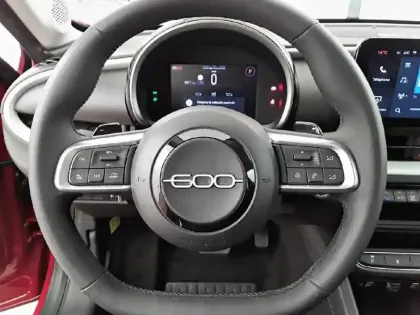 Photo 8 Fiat 600  1.2 Hybrid 136ch DCT6