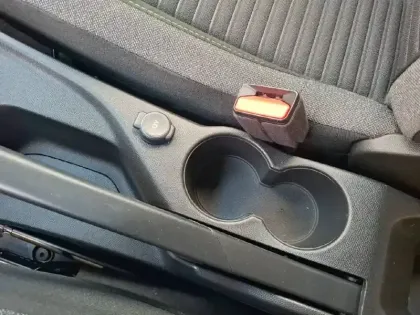 Photo 19 Peugeot 2008  PureTech 100 S&S BVM6