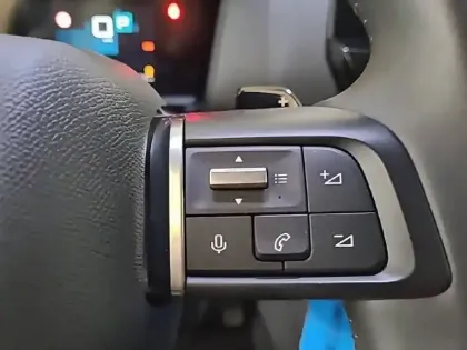 Photo 27 Citroën C4  BlueHDi 130 EAT8