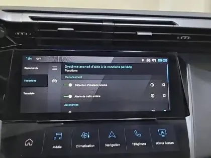 Photo 20 Peugeot 308  SW BlueHDi 130ch S&S EAT8